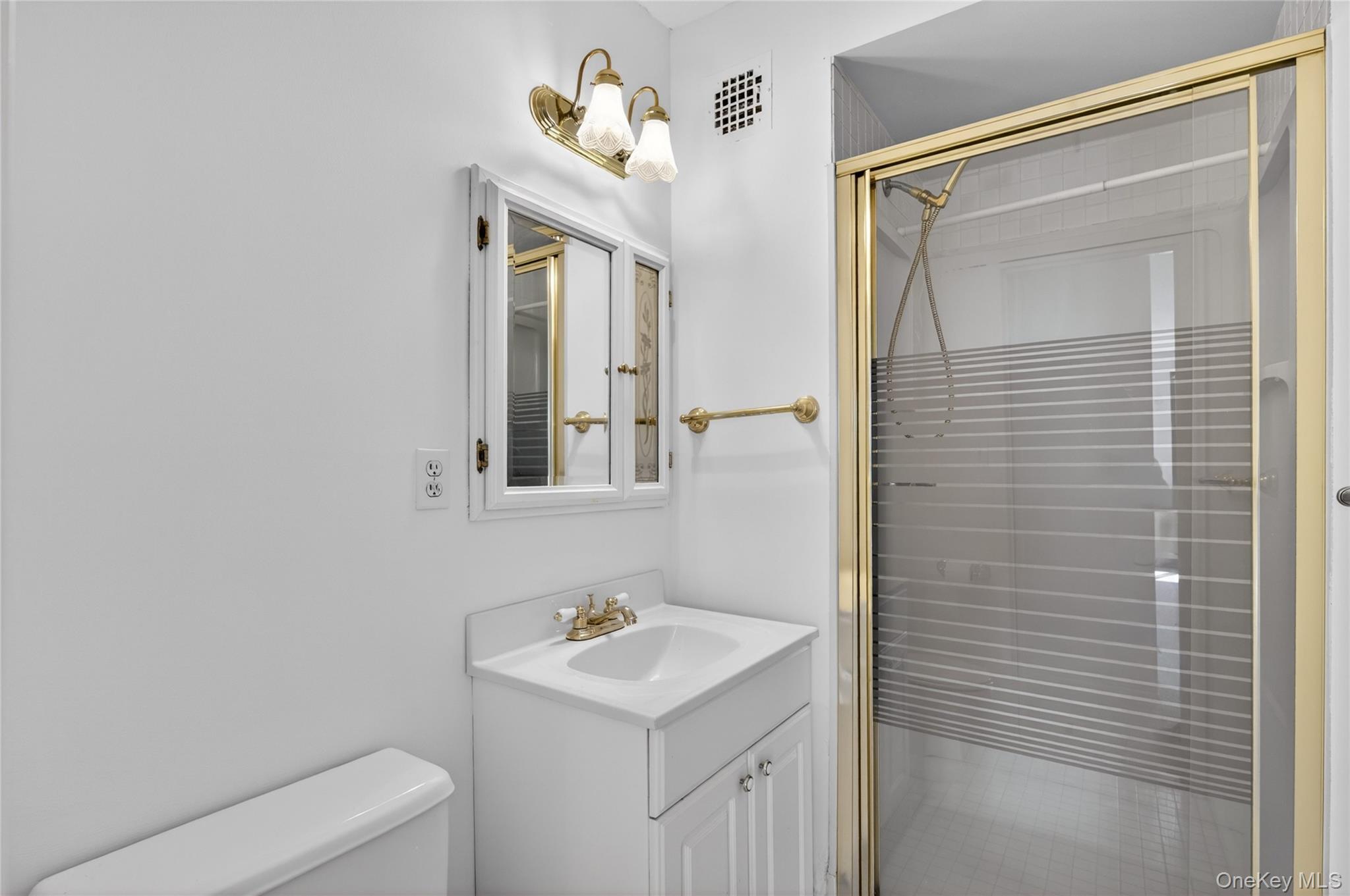 175 Maple Avenue, Unit 3G photo 19