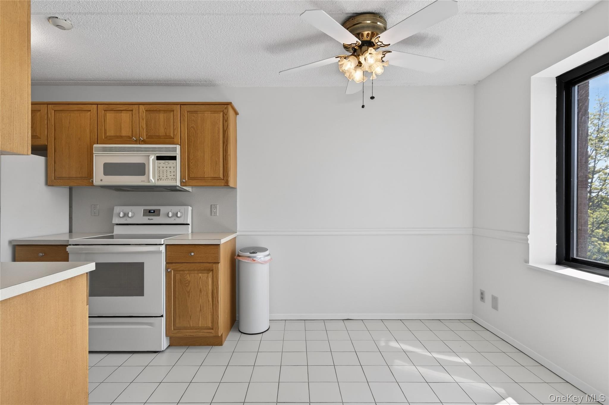 175 Maple Avenue, Unit 3G photo 12