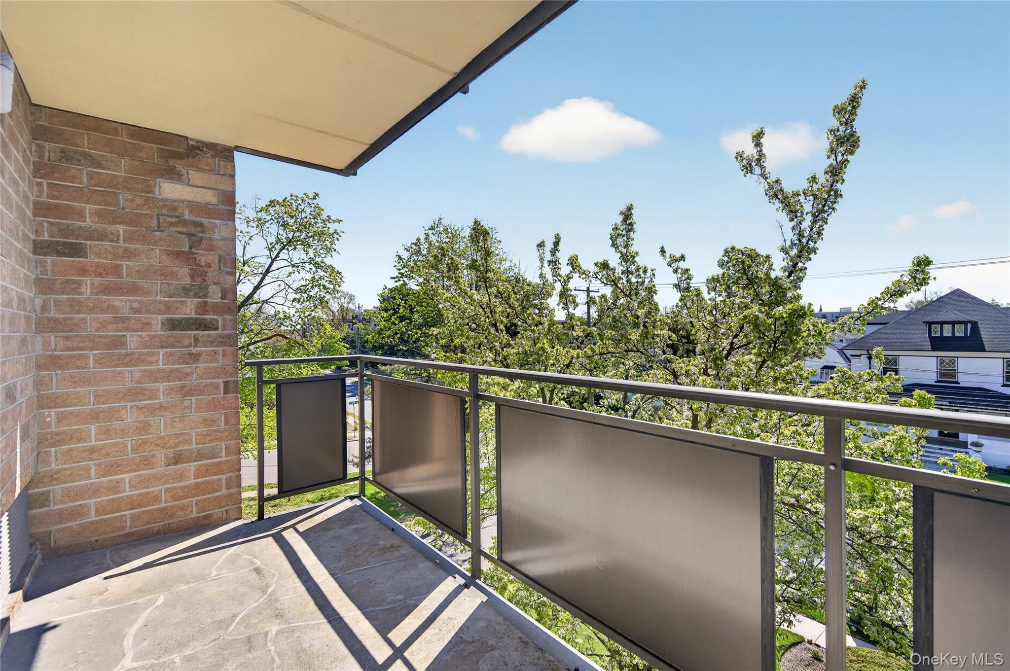 175 Maple Avenue, Unit 3G photo 24