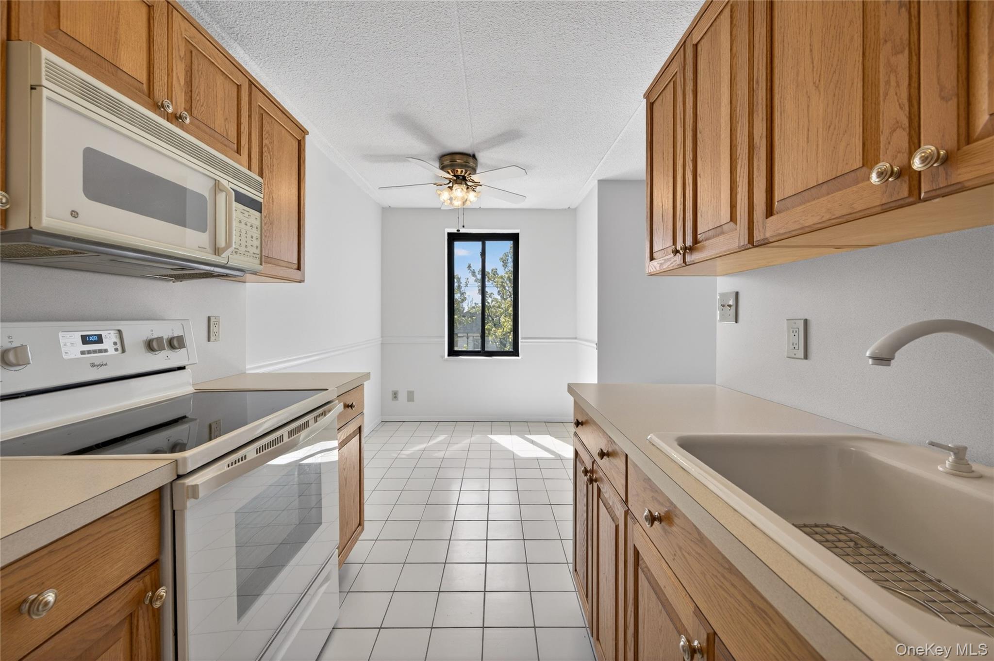175 Maple Avenue, Unit 3G photo 14