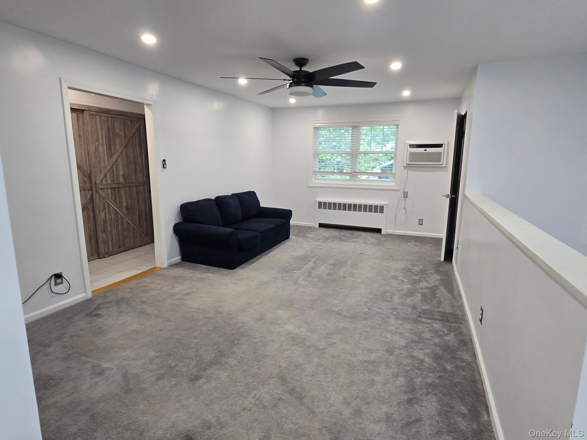224-14 Kingsbury Avenue, Unit B photo 6