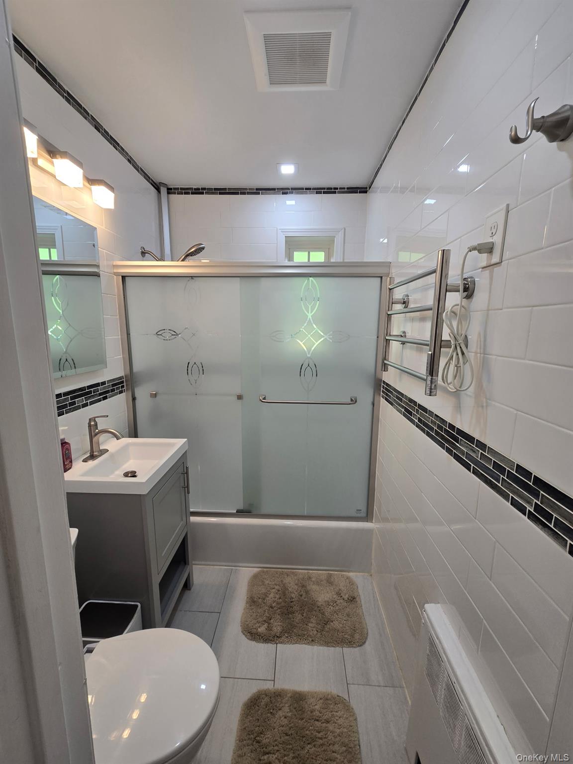 224-14 Kingsbury Avenue, Unit B photo 18