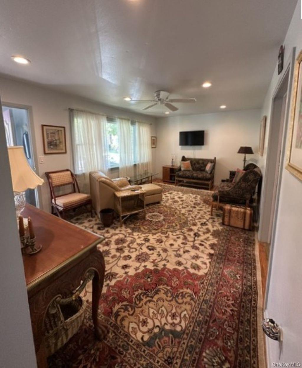 29 Maryland Boulevard – For Rent photo 3