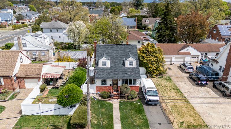 283 Hawthorne Avenue – For Sale photo 2