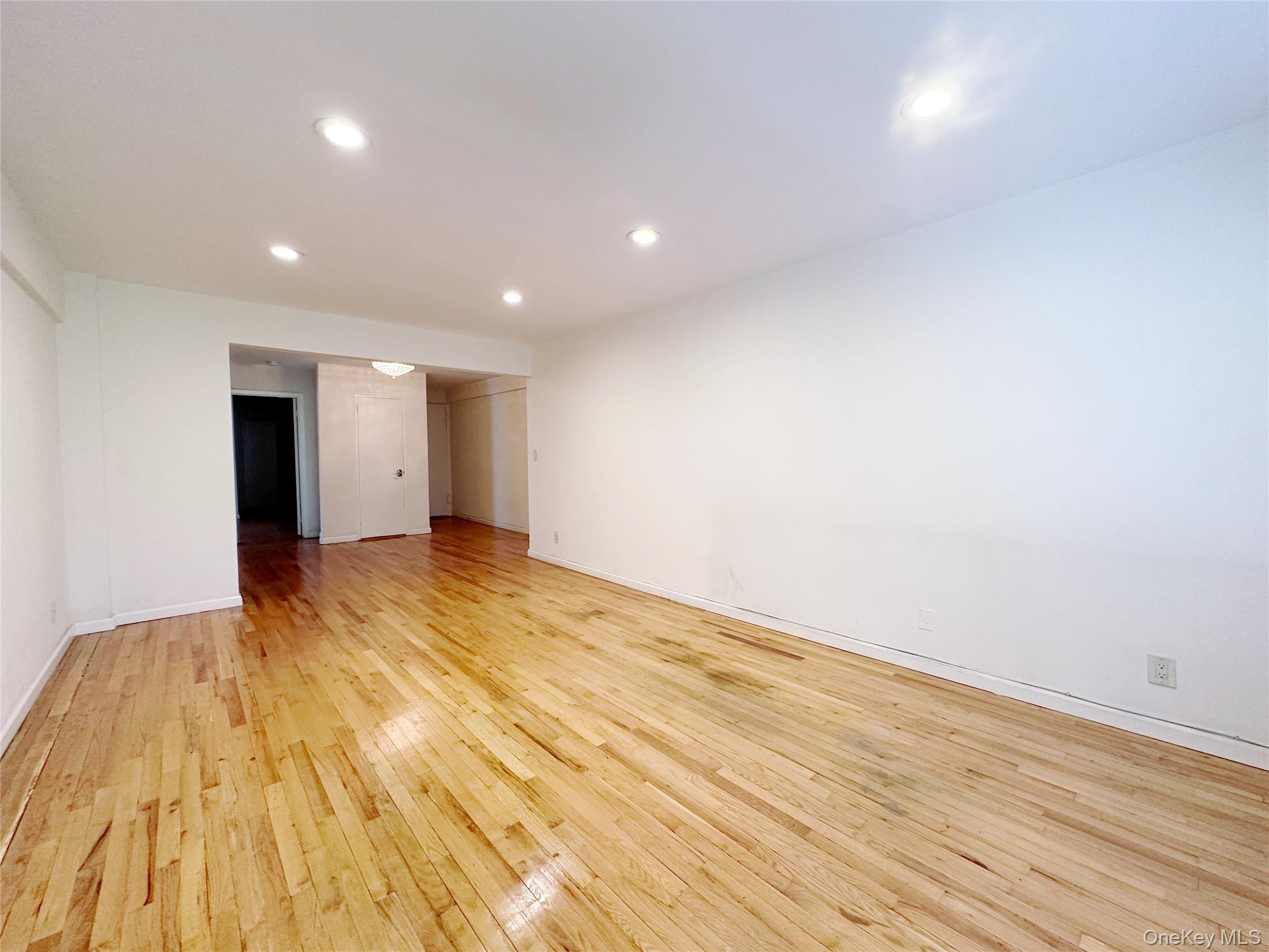 270 N Broadway, Unit 2HI photo 4