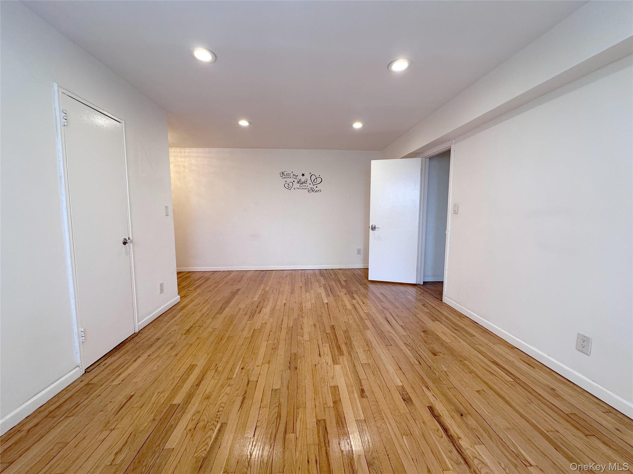 270 N Broadway, Unit 2HI photo 16