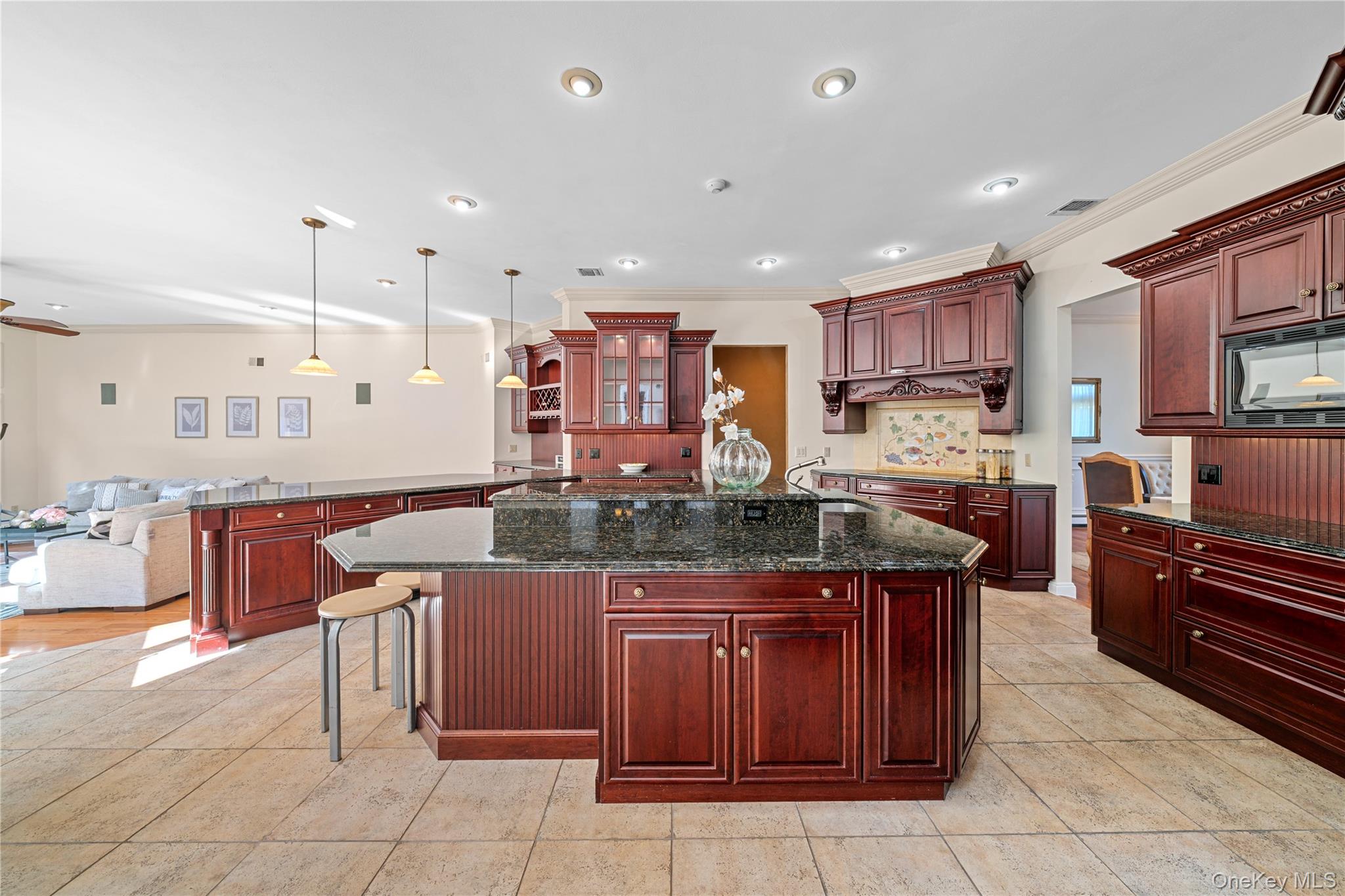 8 China Lane – For Sale photo 23