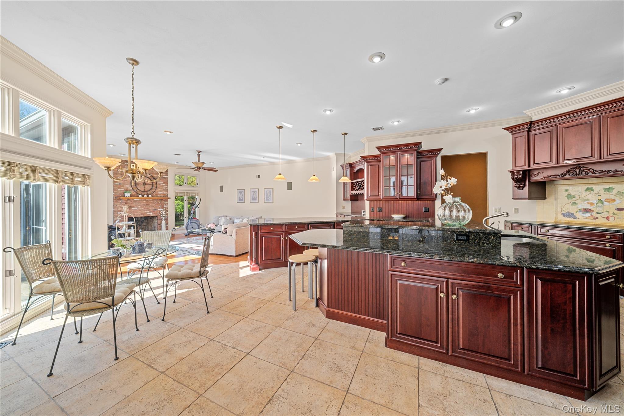 8 China Lane – For Sale photo 24