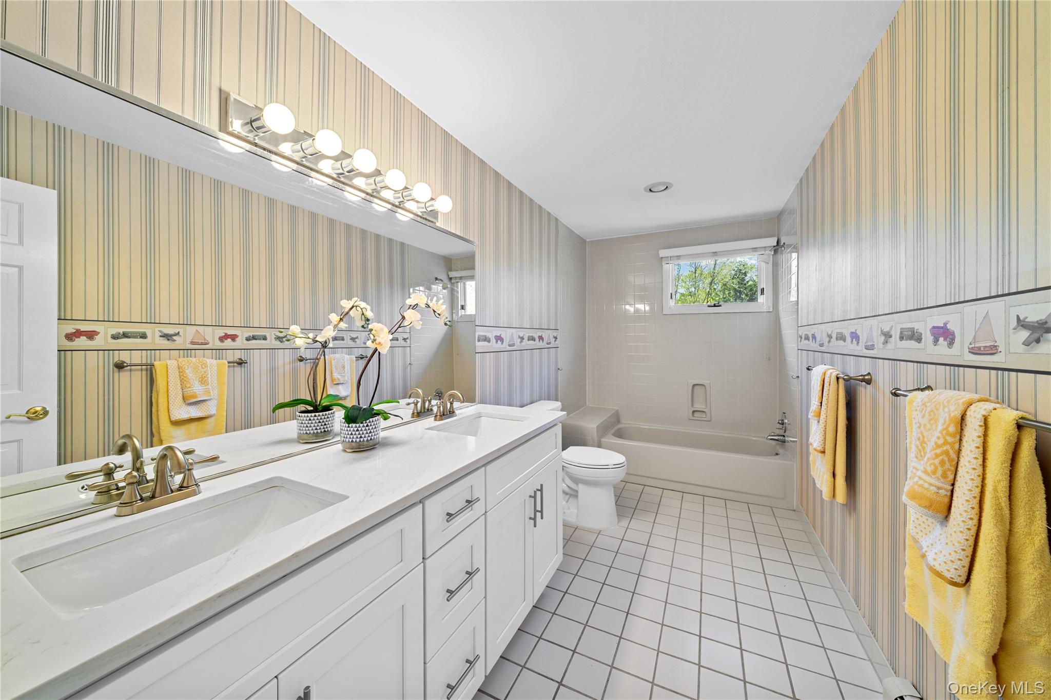8 China Lane – For Sale photo 42