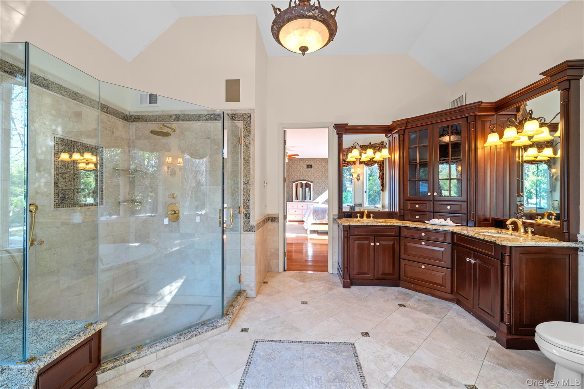 8 China Lane – For Sale photo 32