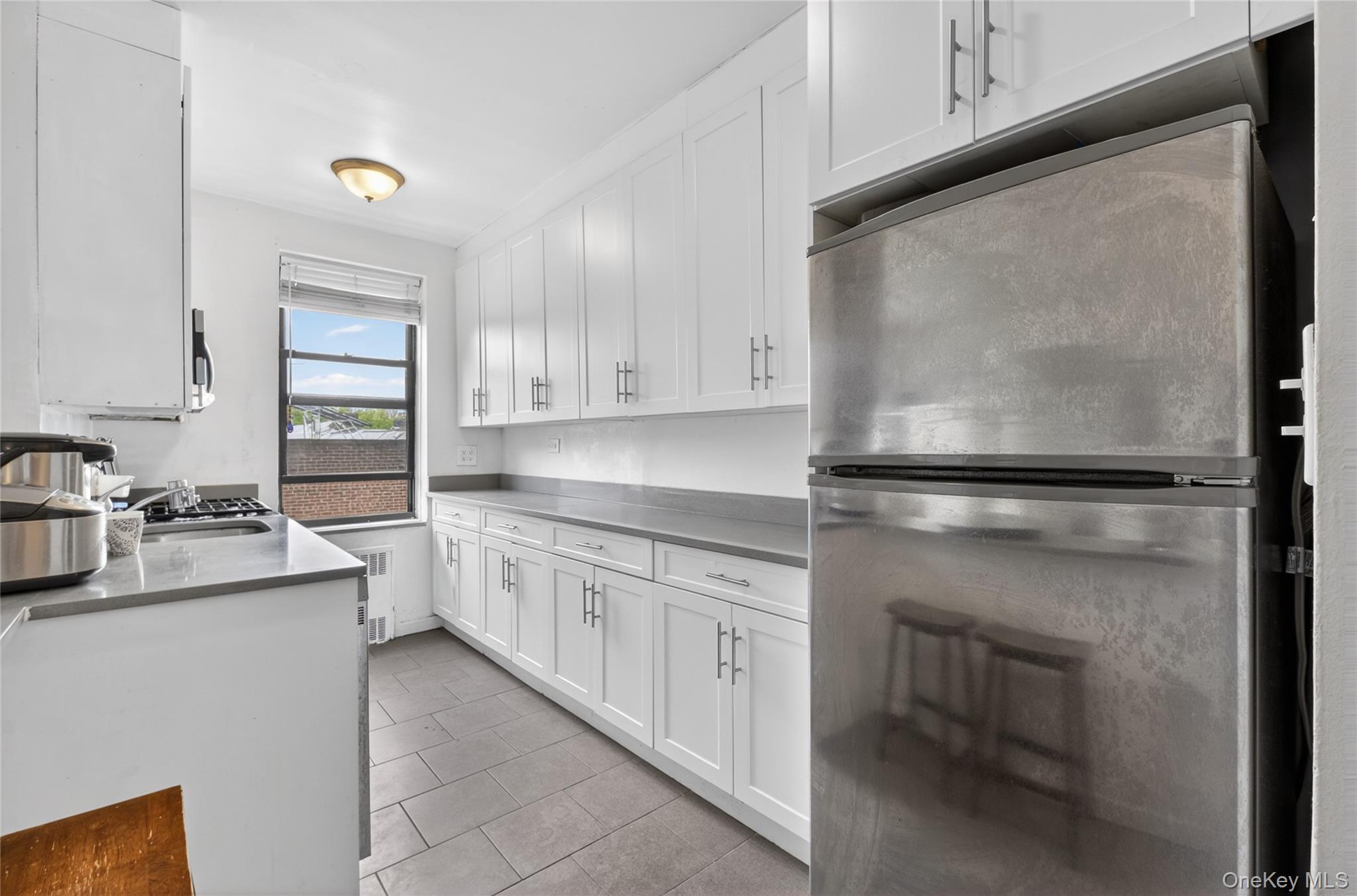 71-11 Yellowstone Boulevard, Unit 4B photo 8