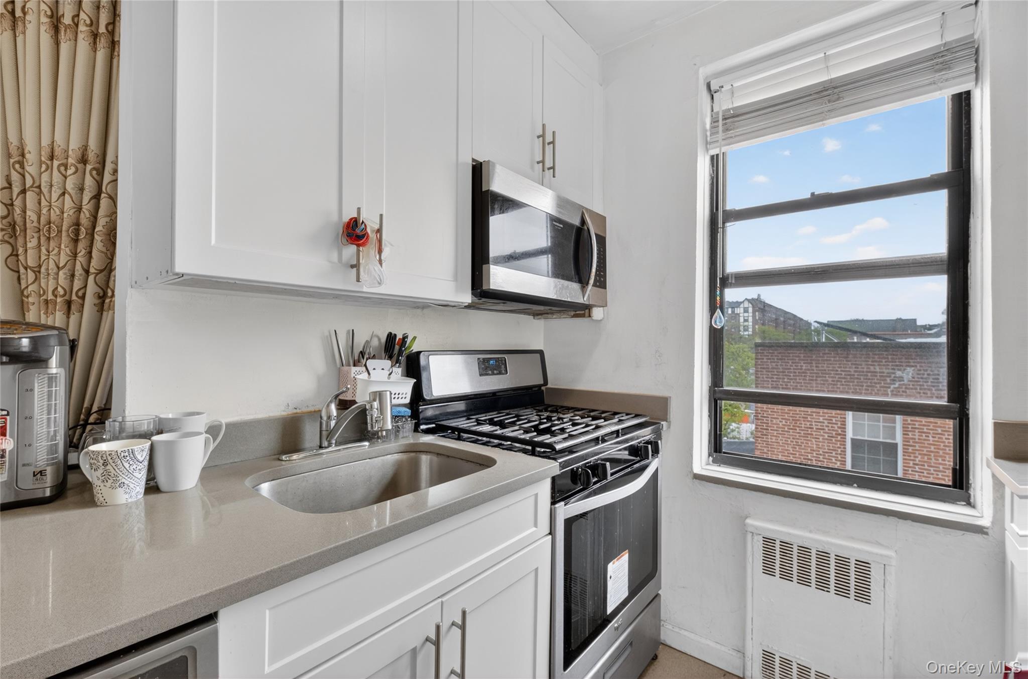 71-11 Yellowstone Boulevard, Unit 4B photo 10