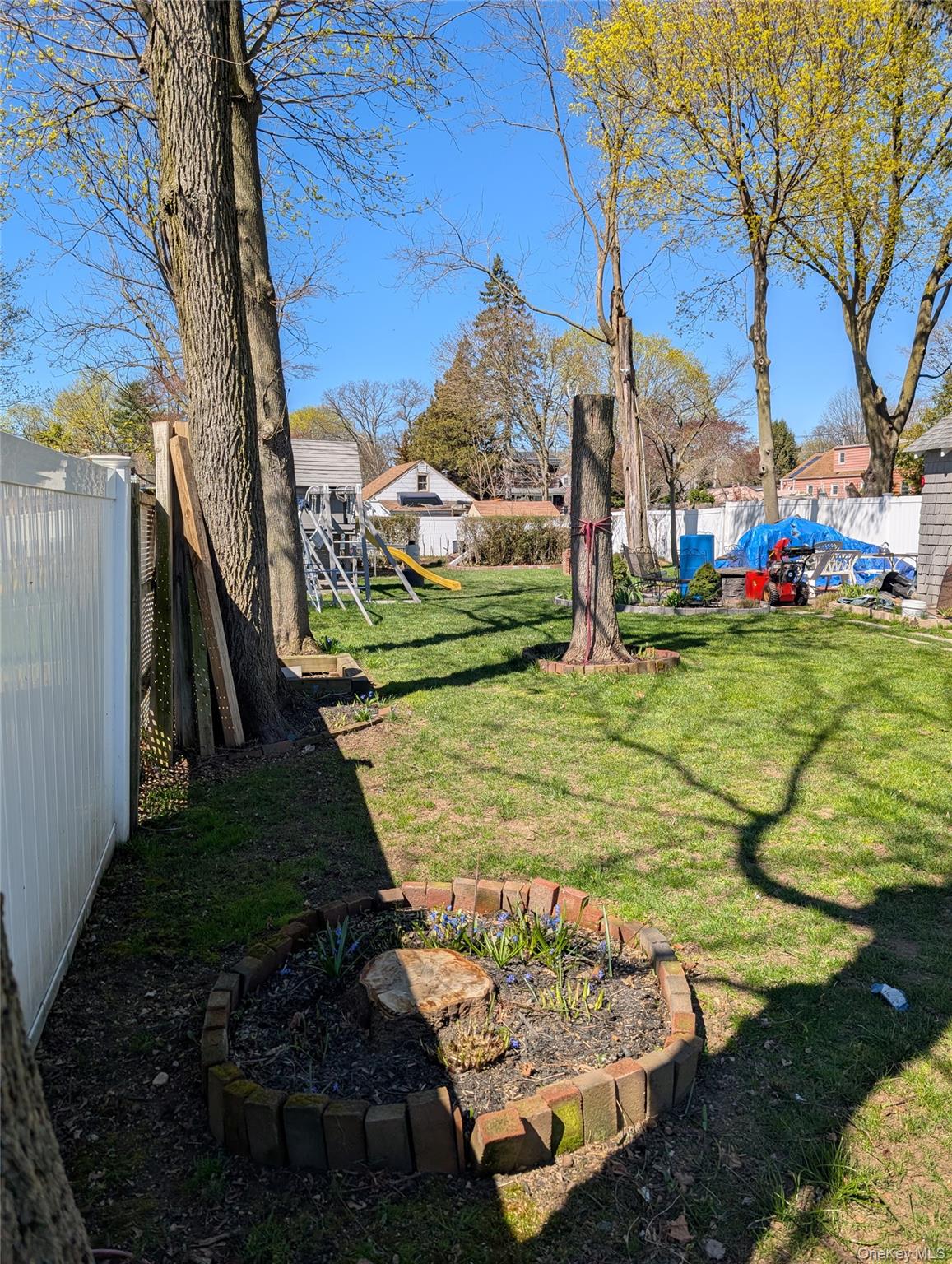 42 3rd Avenue – For Sale photo 11