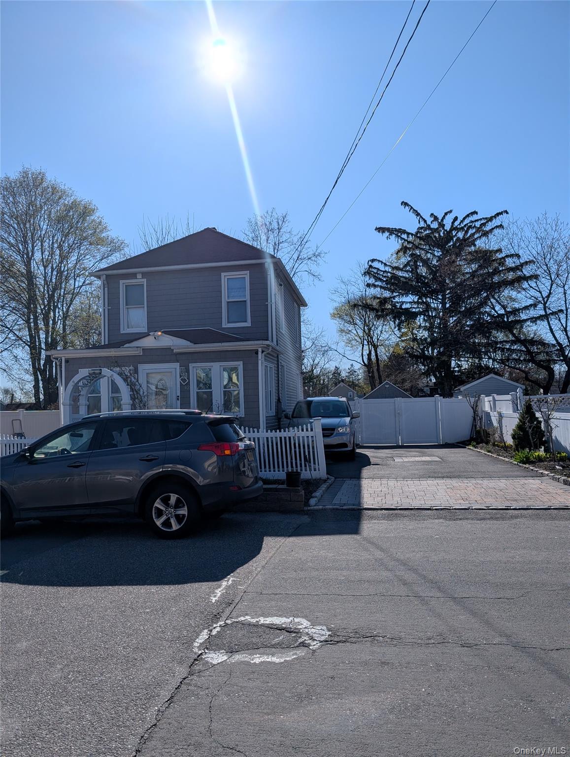 42 3rd Avenue – For Sale