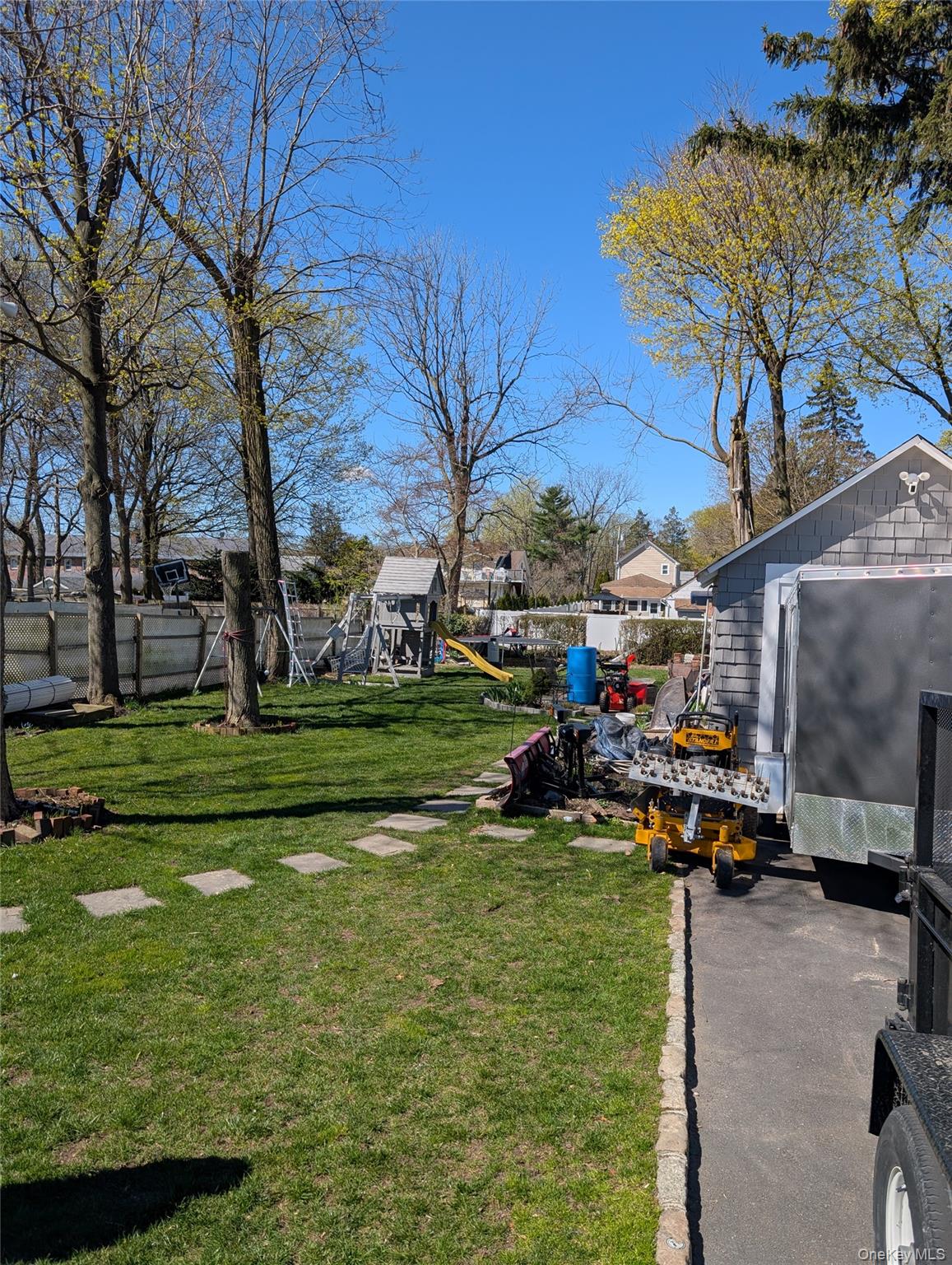 42 3rd Avenue – For Sale photo 10