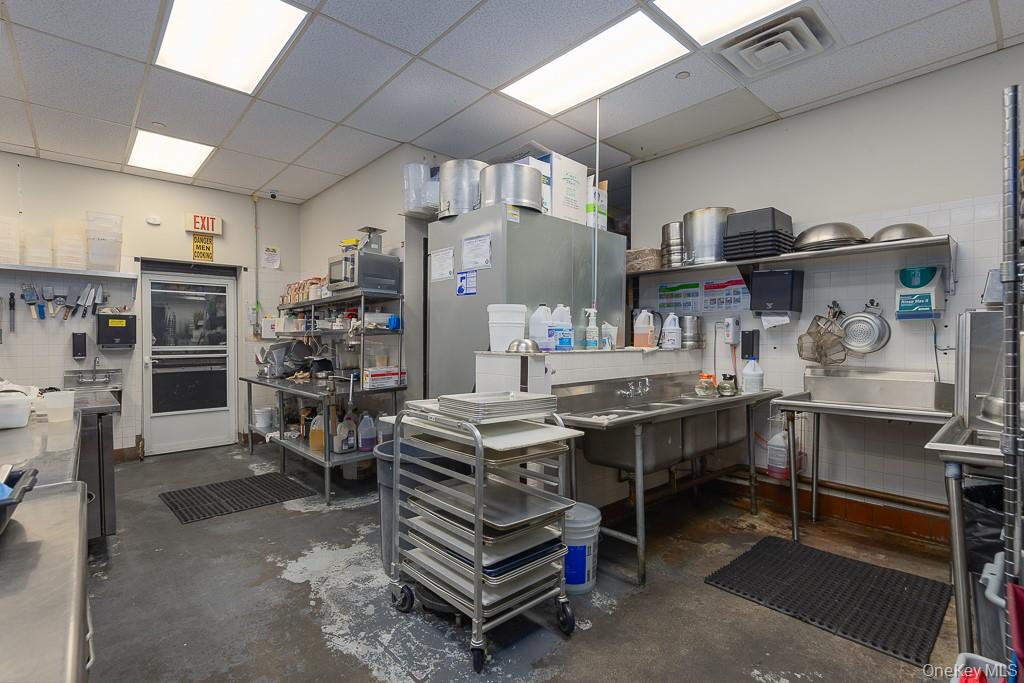 135 E Erie Street – For Sale photo 28
