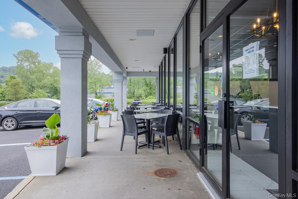 135 E Erie Street – For Sale photo 3
