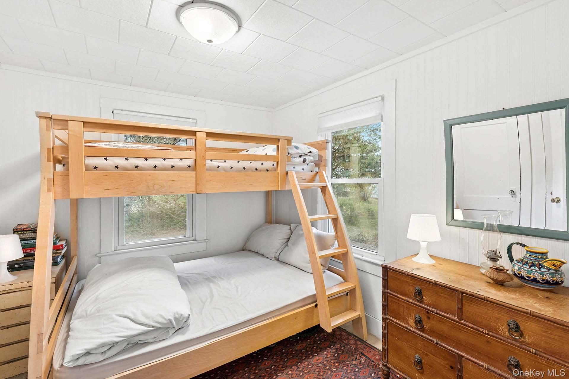 18 Canal Street – For Rent photo 3