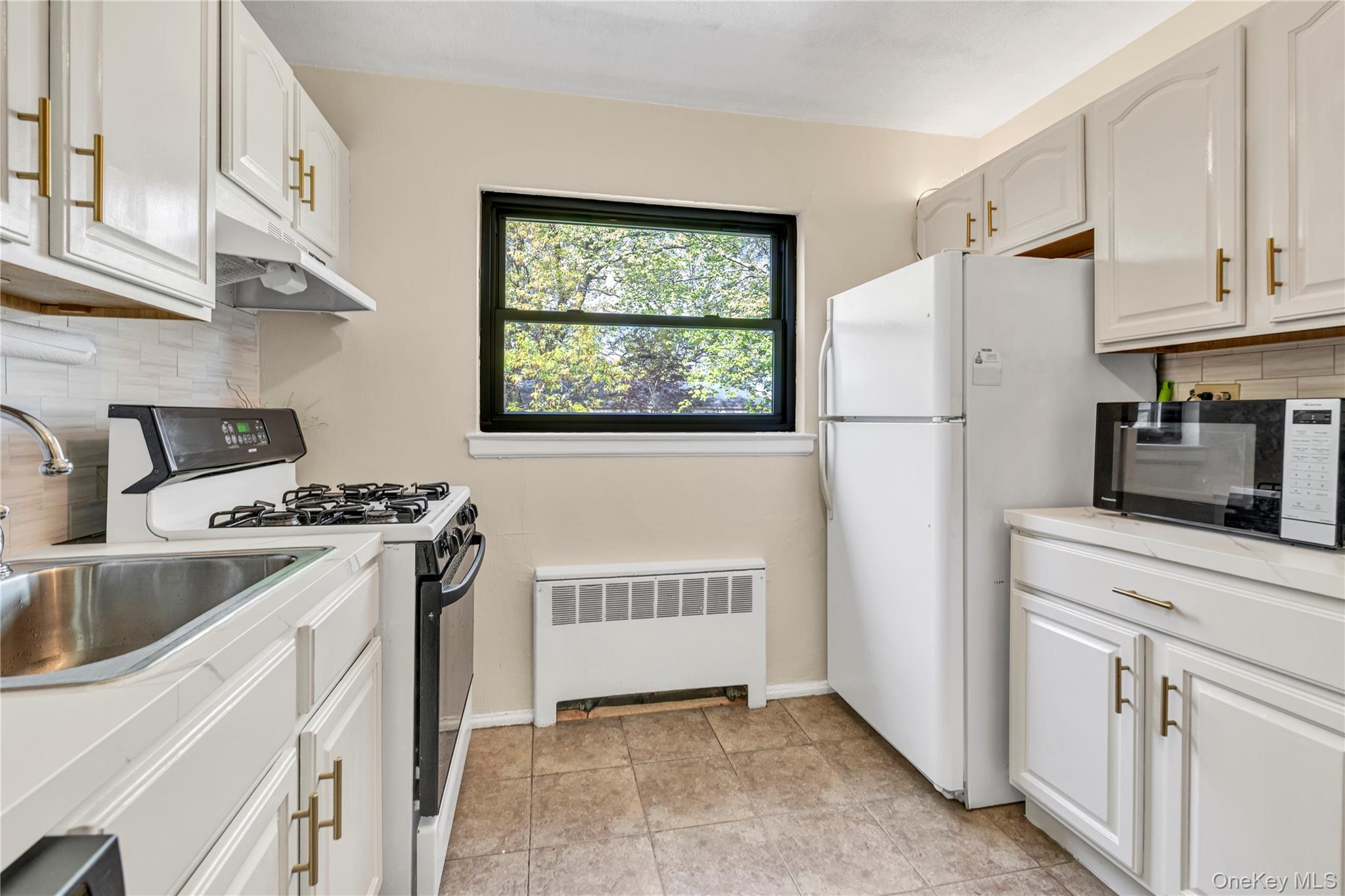 21974 75th Avenue, Unit 224B2 photo 2