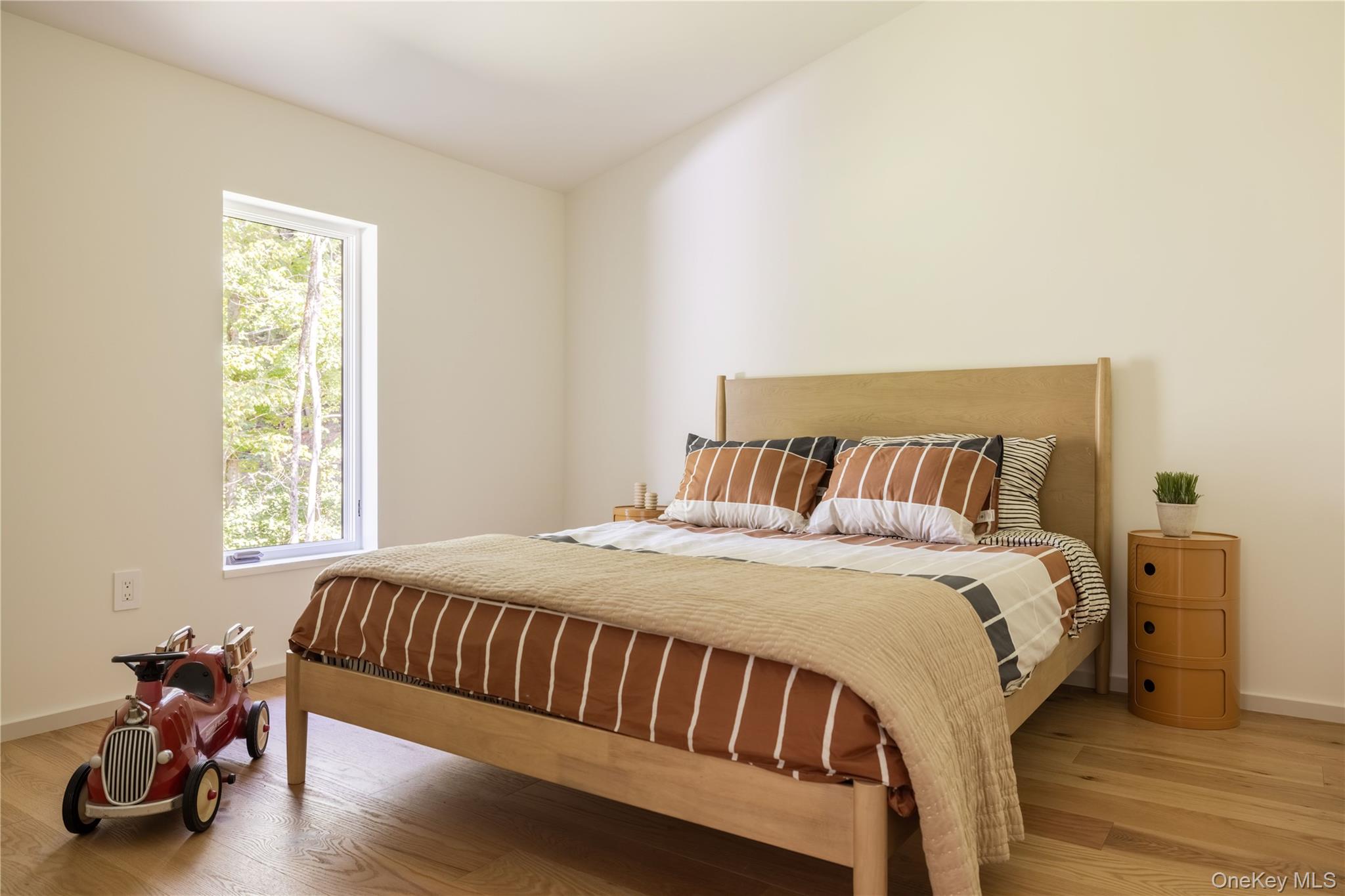 332 Mohonk Road – For Sale photo 5