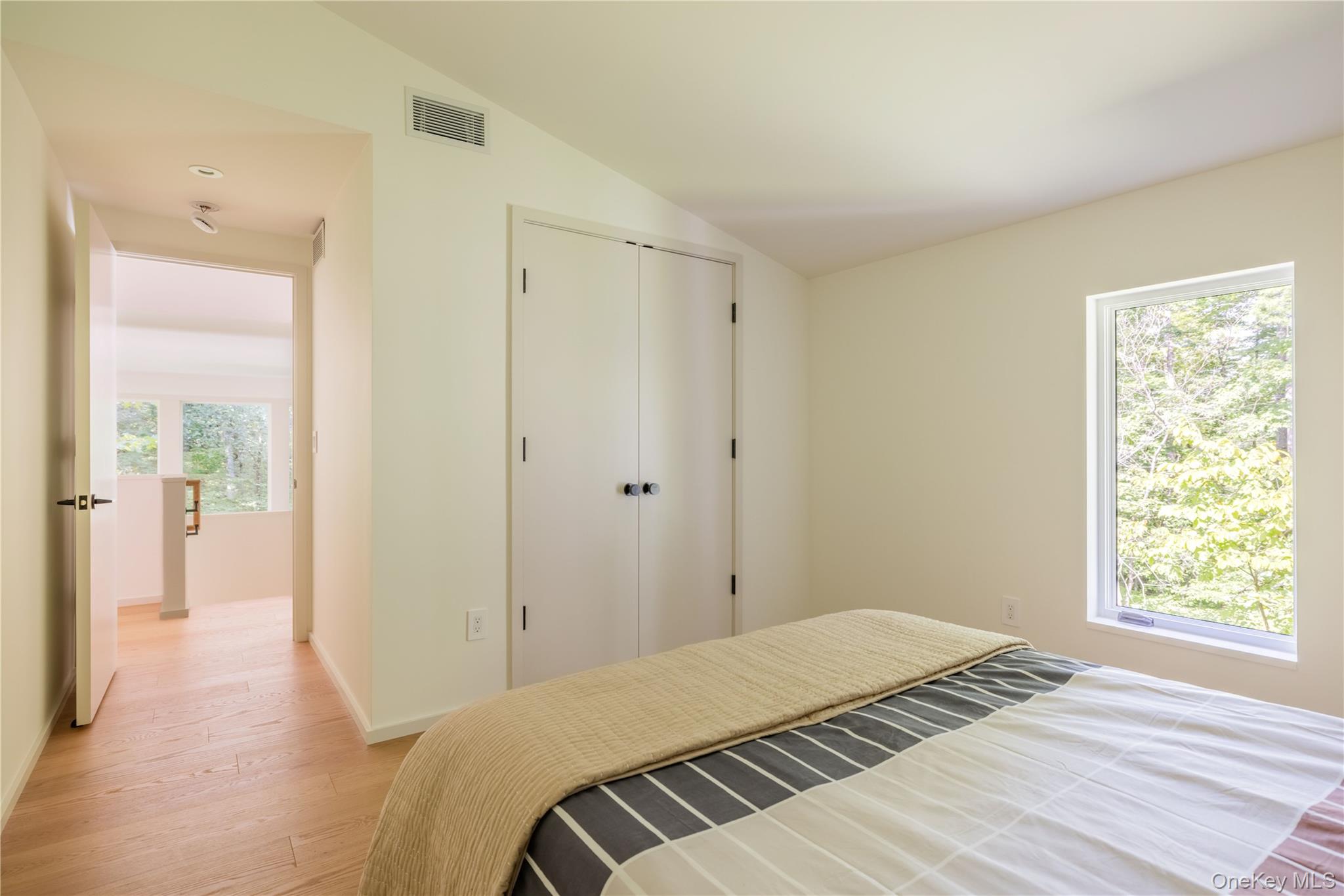 332 Mohonk Road – For Sale photo 7