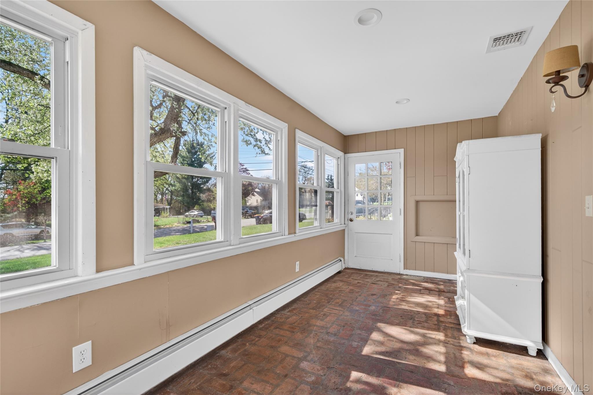 27 High Hill Avenue – For Sale photo 16