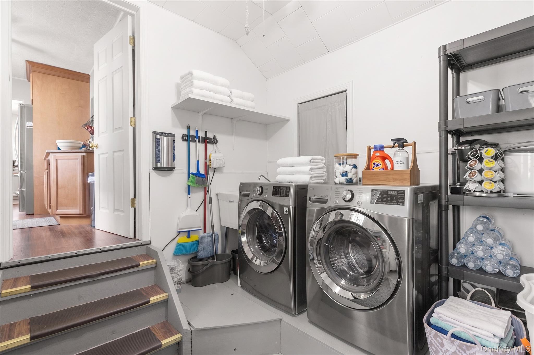 228 W Riviera Drive – For Sale photo 11