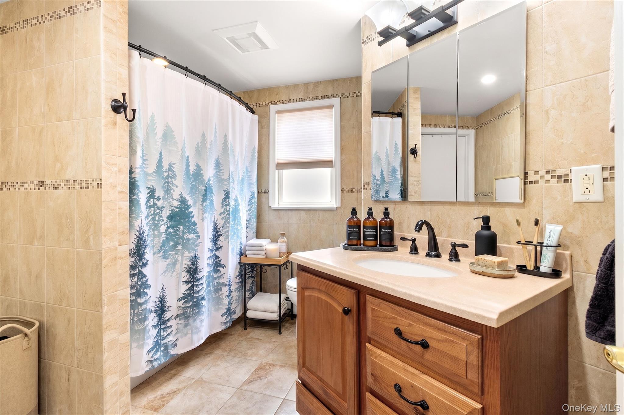 228 W Riviera Drive – For Sale photo 12