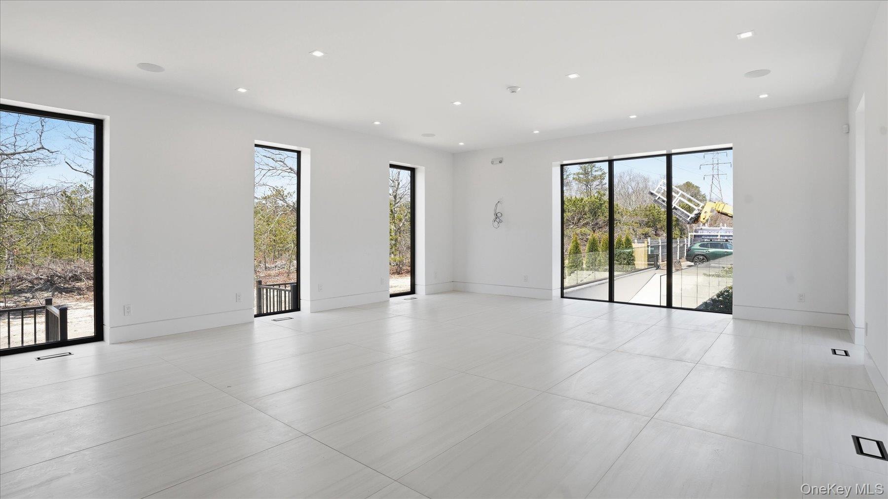 200 W Montauk Highway, Unit 1st Floor photo 6