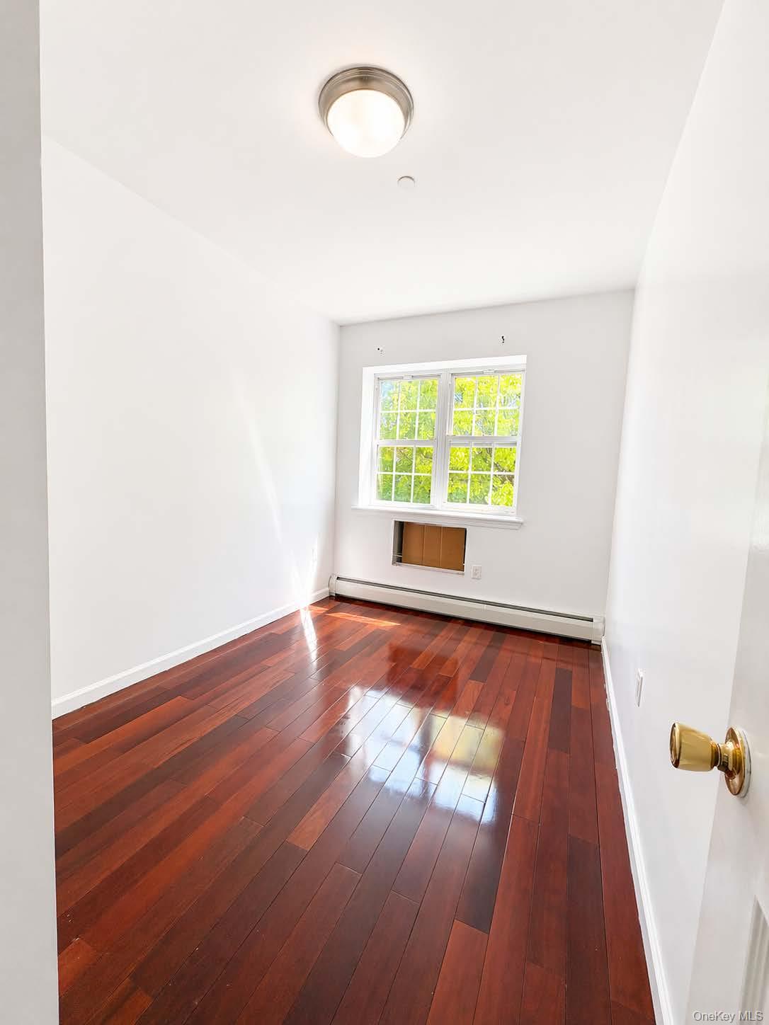 104-33 39th Avenue, Unit 2B photo 3