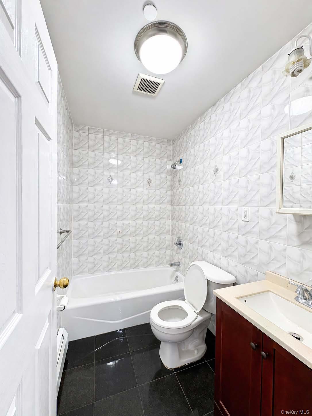 104-33 39th Avenue, Unit 2B photo 6