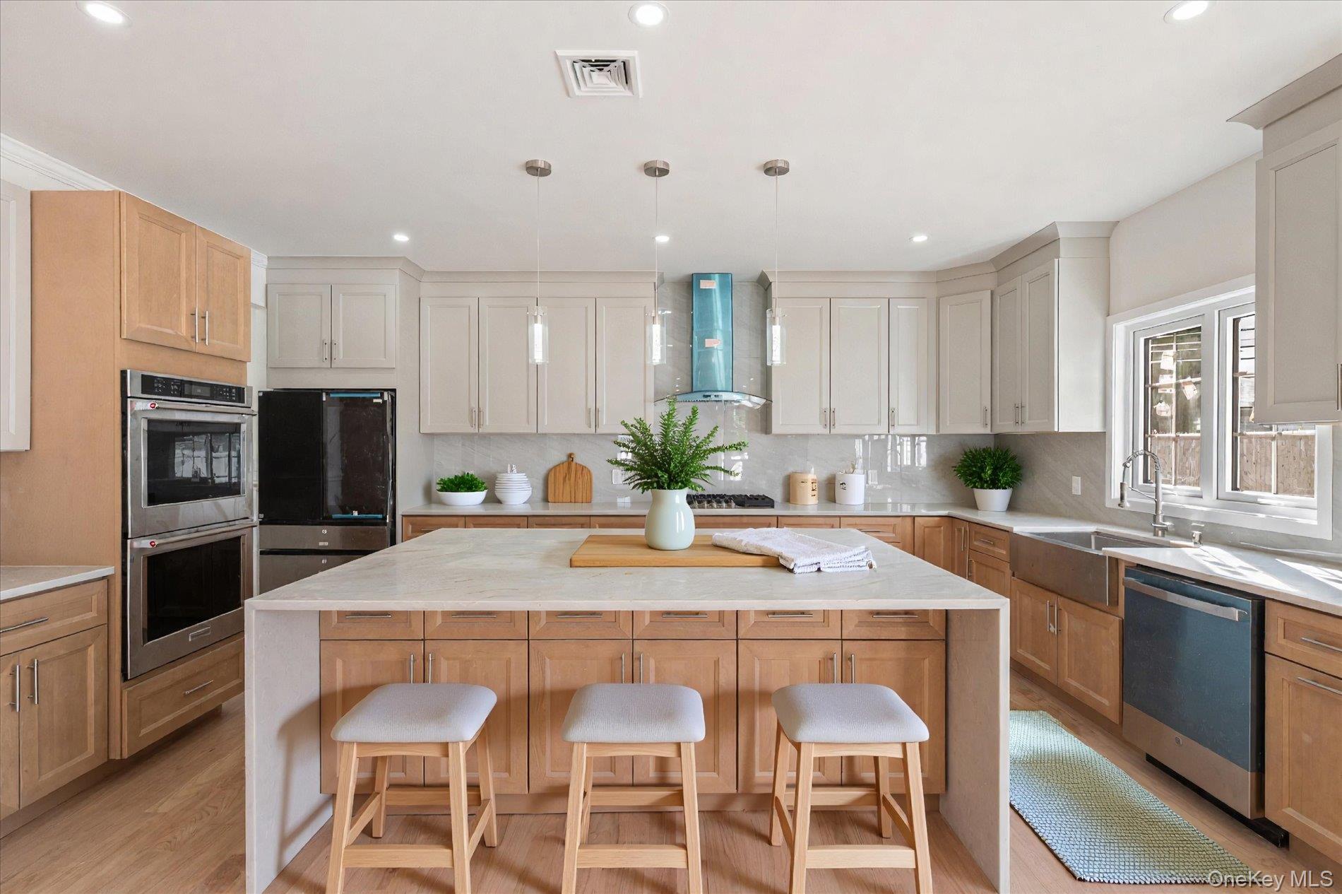 10 Faye Court – For Sale photo 4