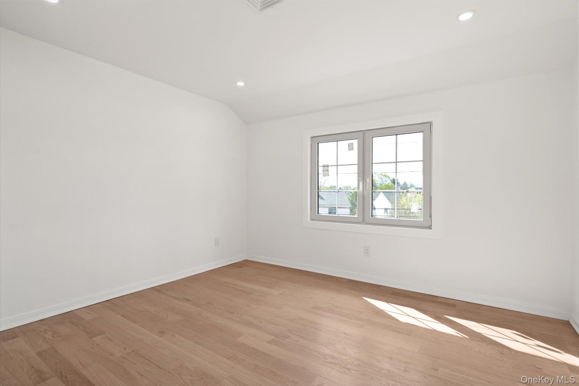 10 Faye Court – For Sale photo 26