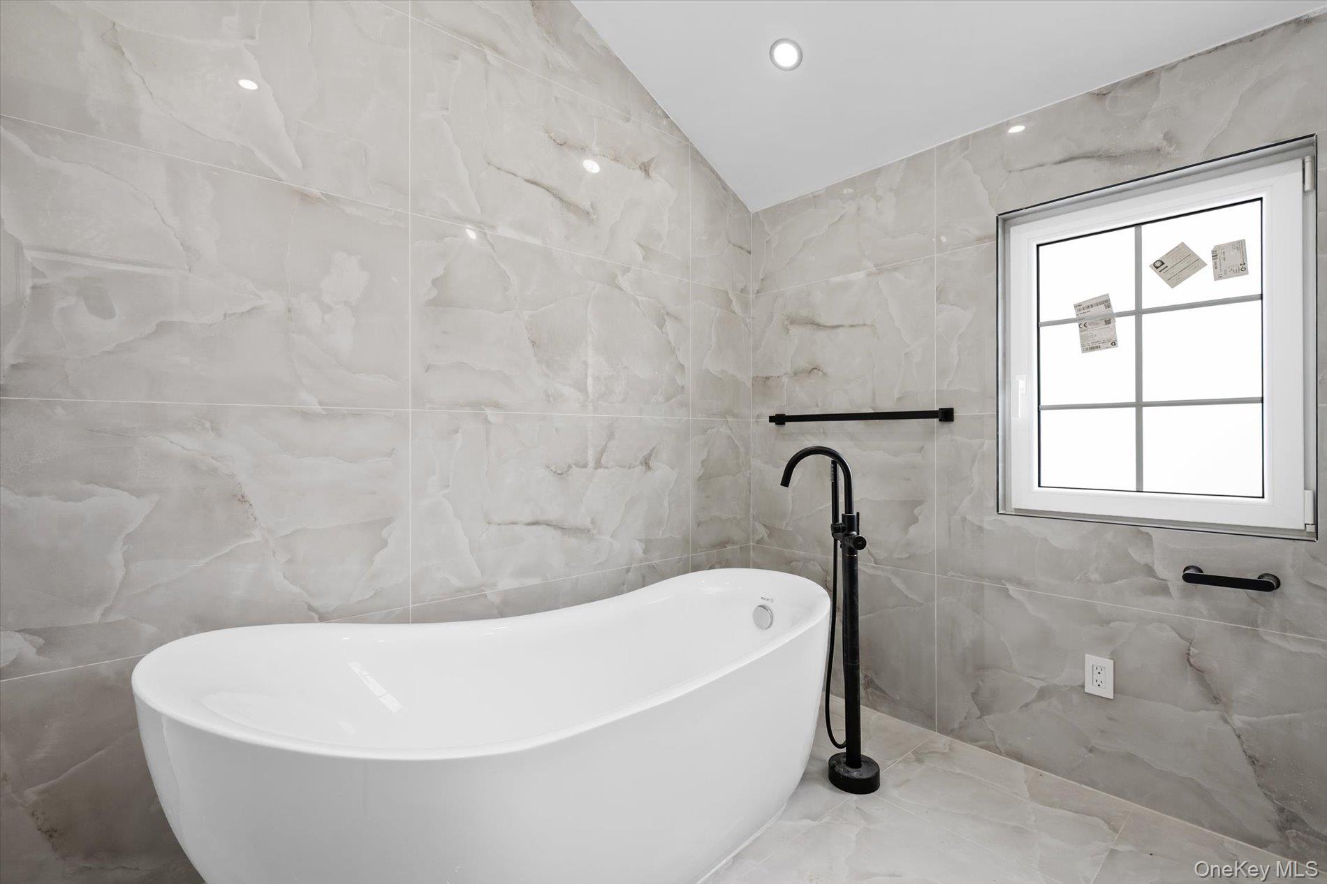 10 Faye Court – For Sale photo 25