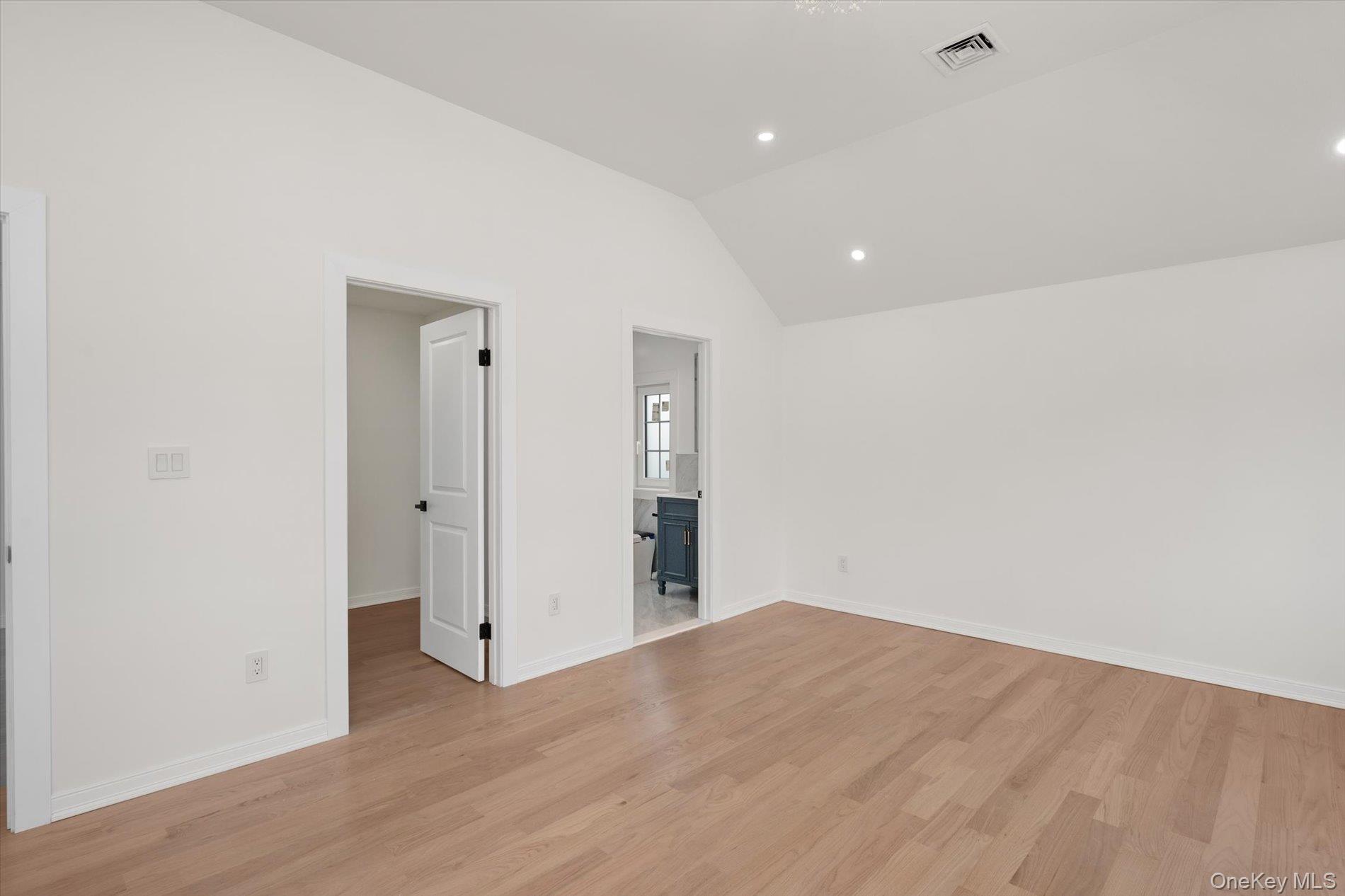 10 Faye Court – For Sale photo 32