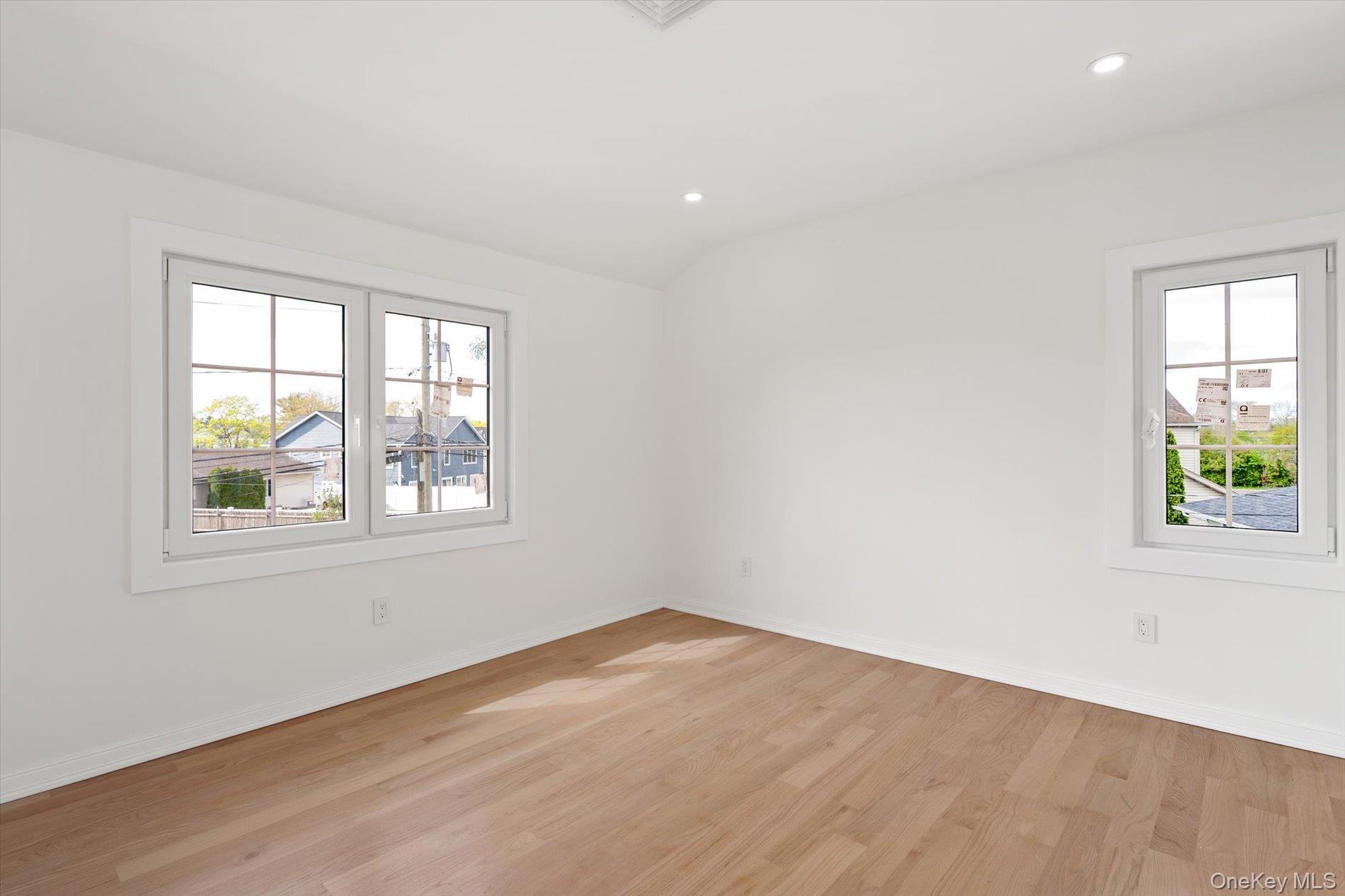 10 Faye Court – For Sale photo 29