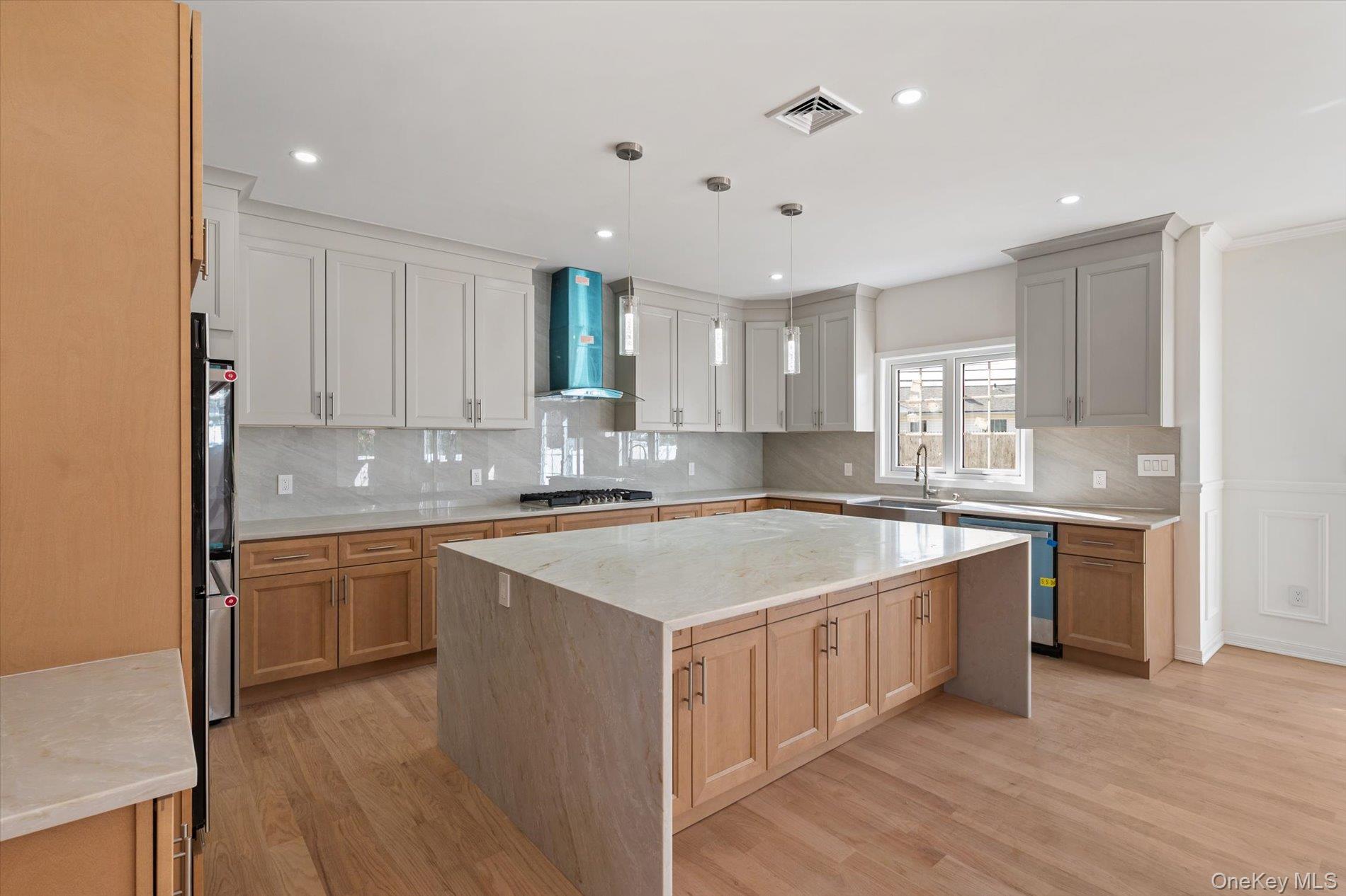 10 Faye Court – For Sale photo 6