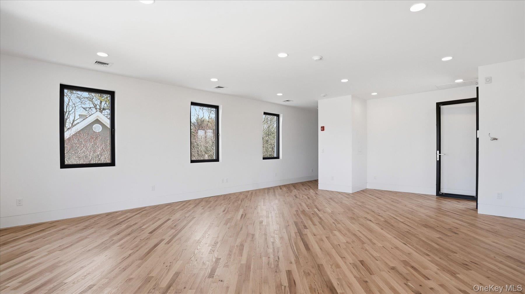 200 W Montauk Highway, Unit 2nd Floor, photo 5