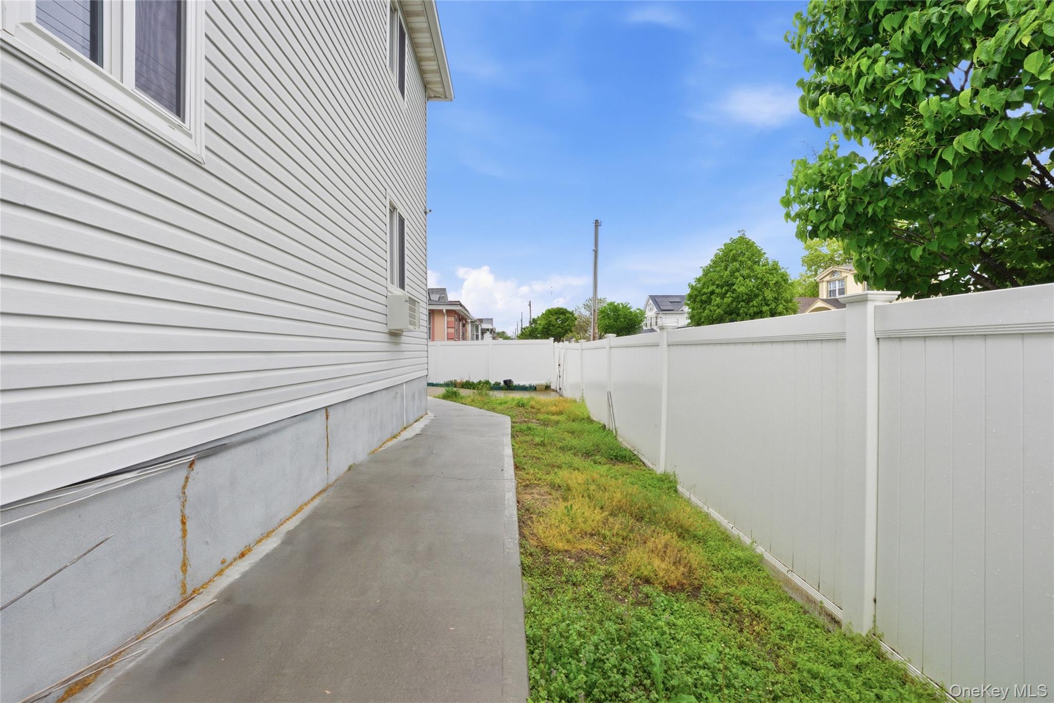220-19 146th Avenue – For Sale photo 19