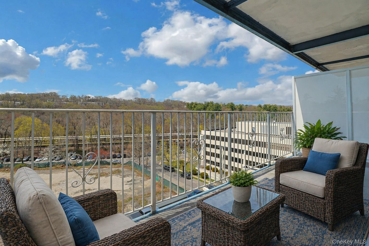 499 N Broadway, Unit 7i photo 10