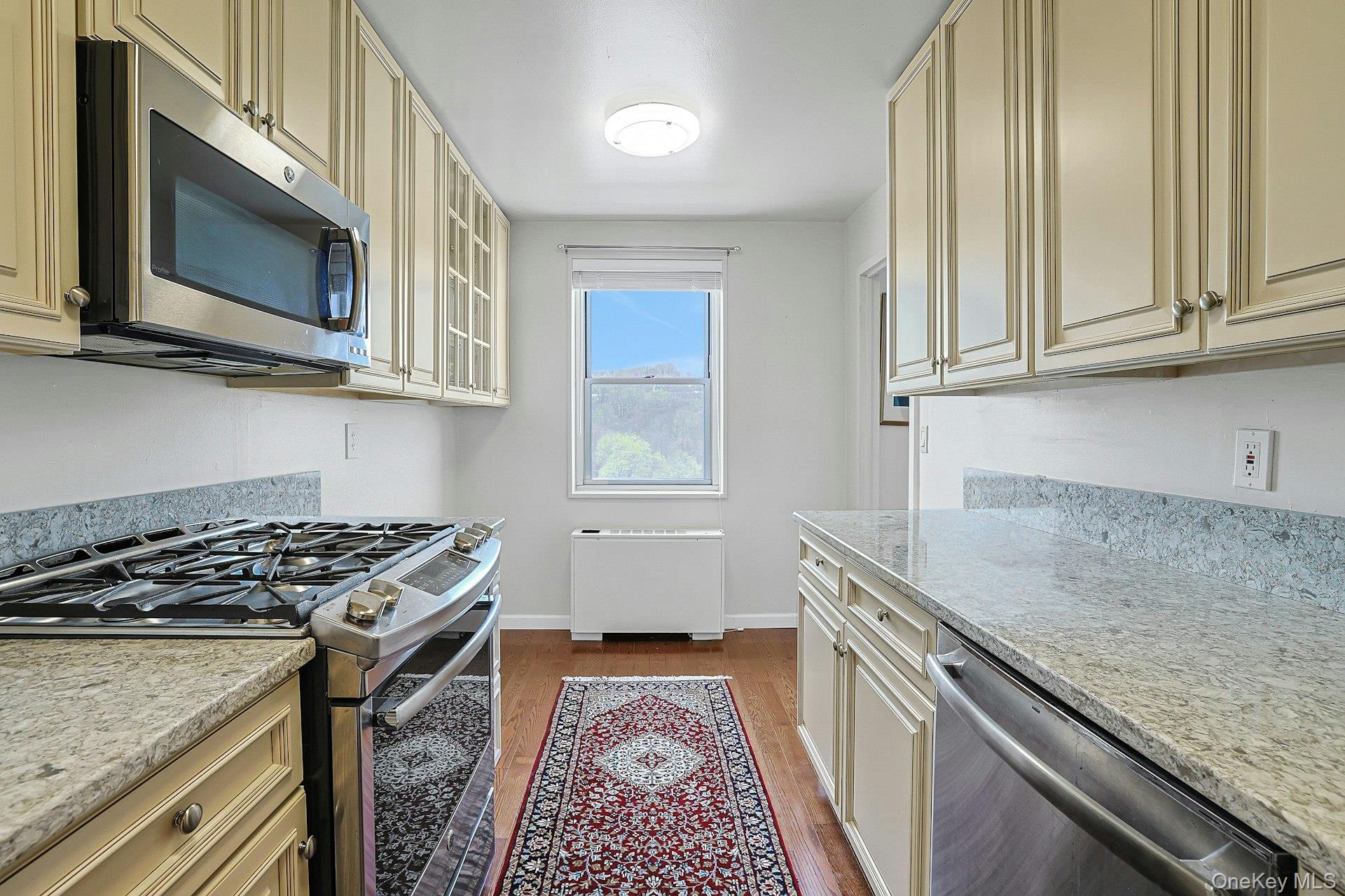499 N Broadway, Unit 7i photo 9