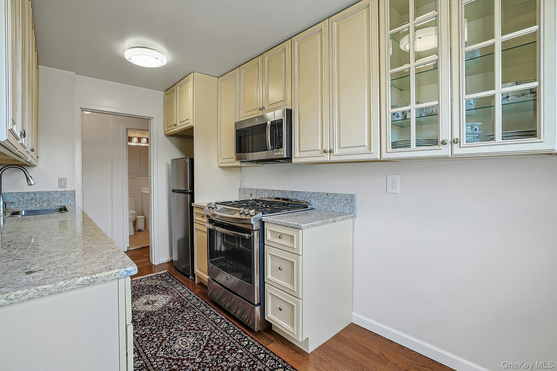 499 N Broadway, Unit 7i photo 16