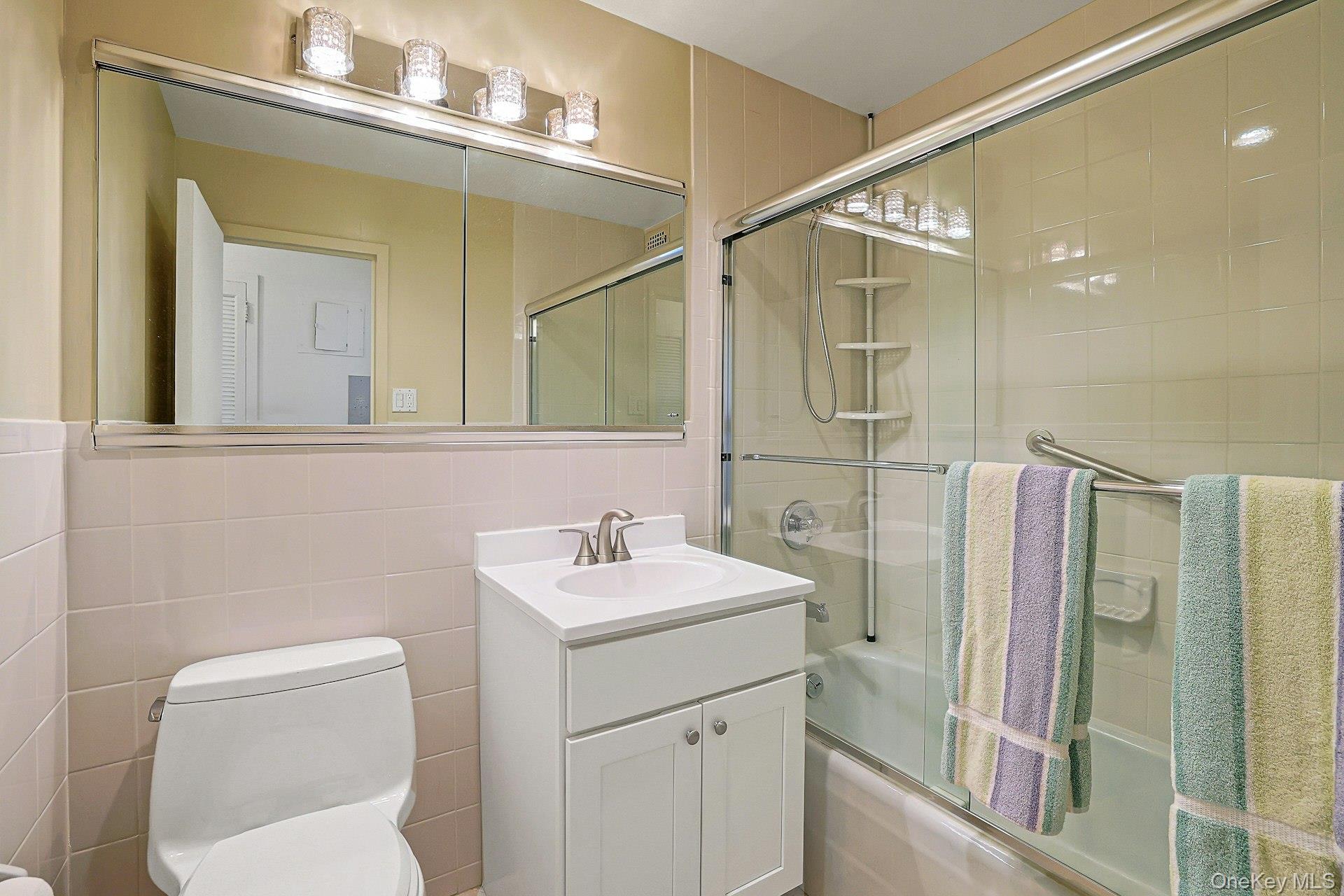 499 N Broadway, Unit 7i photo 20