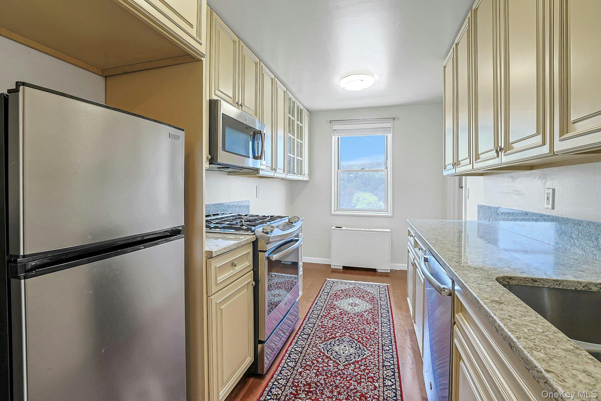 499 N Broadway, Unit 7i photo 18