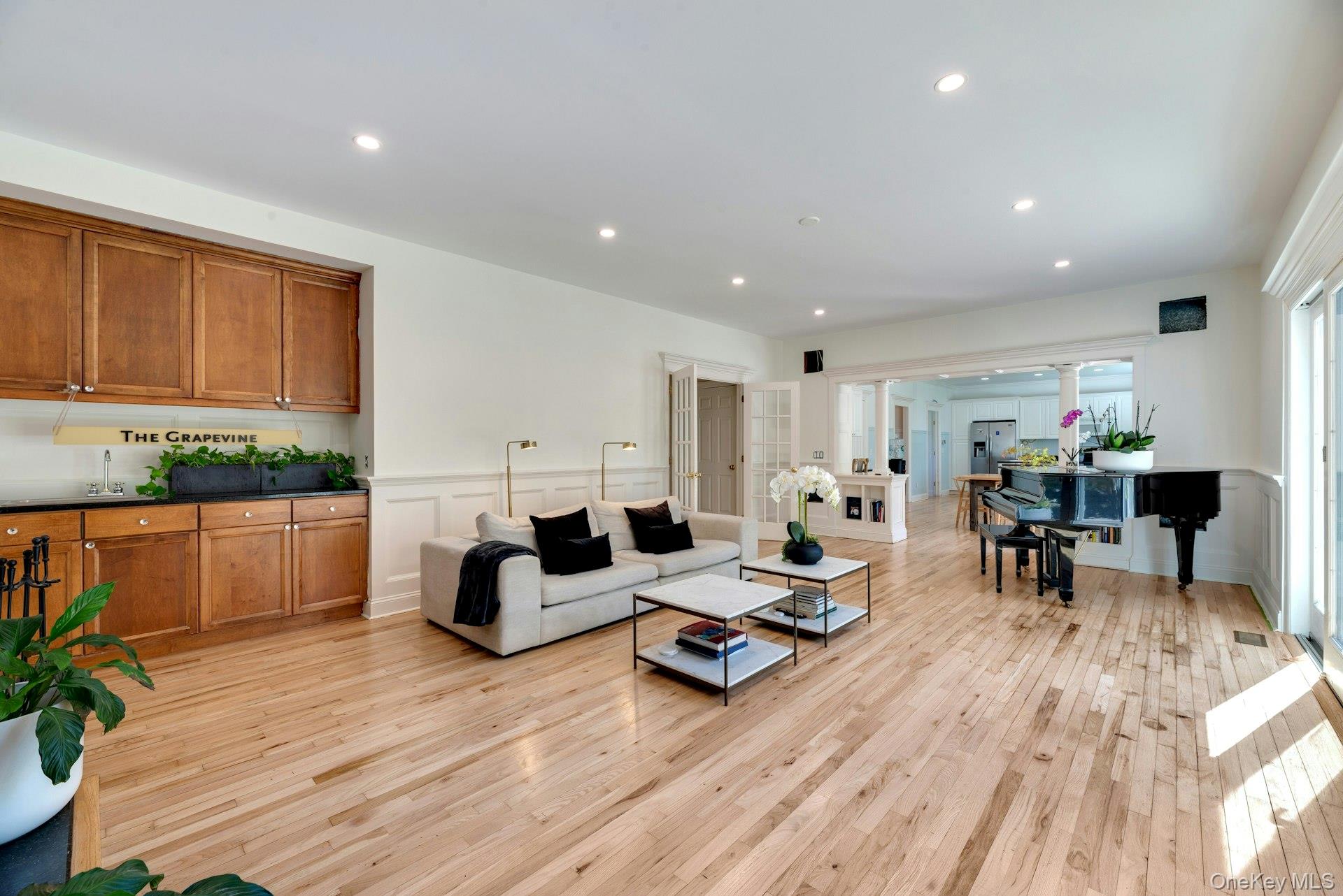 7 The Registry – For Rent photo 12