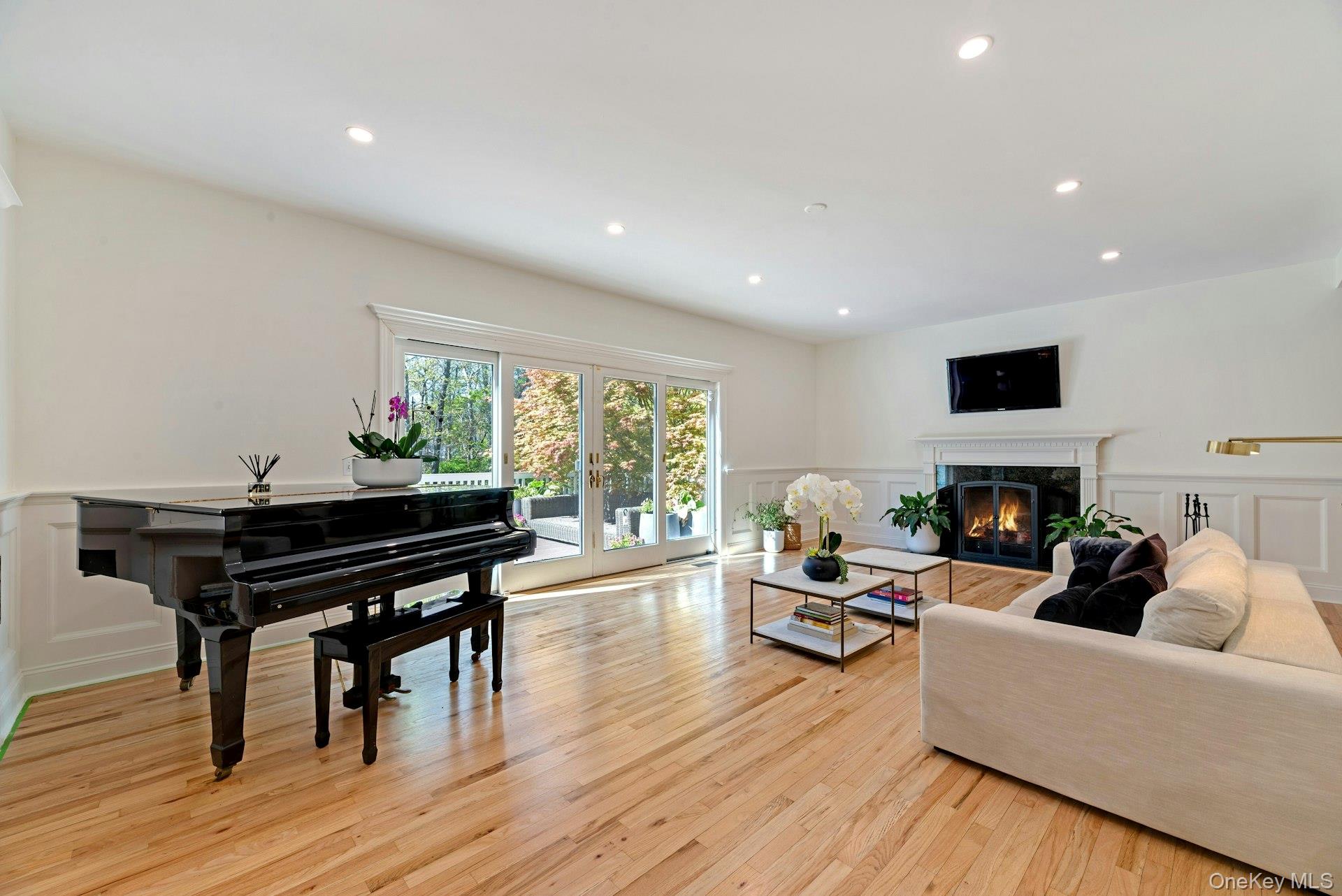 7 The Registry – For Rent photo 11