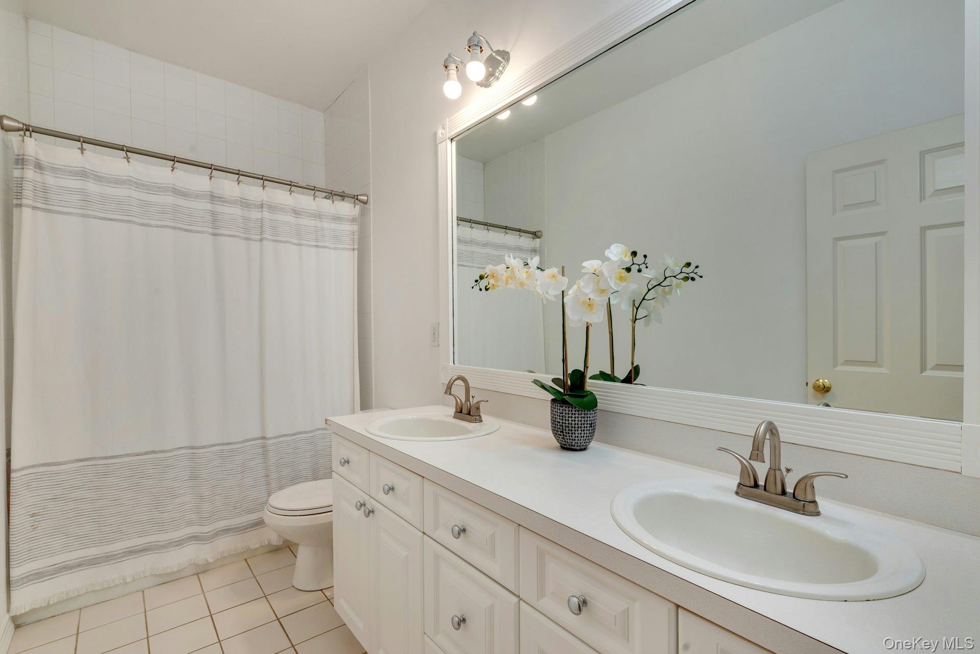 7 The Registry – For Rent photo 23