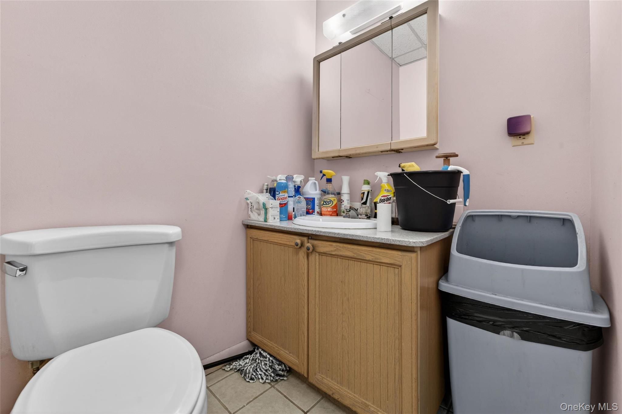 8 Stage Road – For Sale photo 15