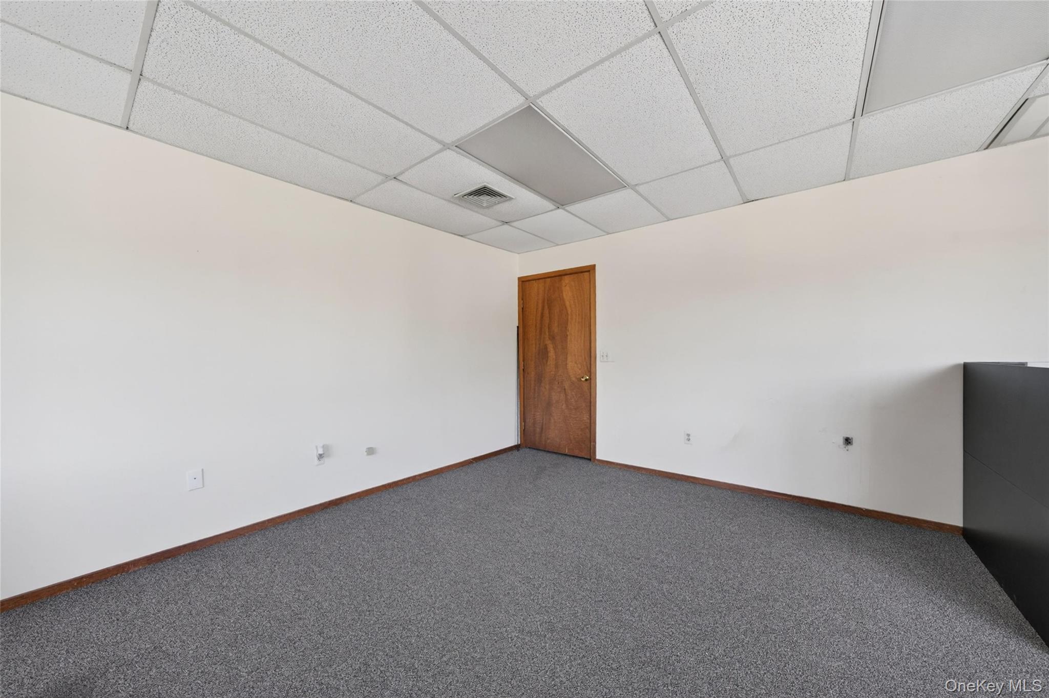 8 Stage Road – For Sale photo 17