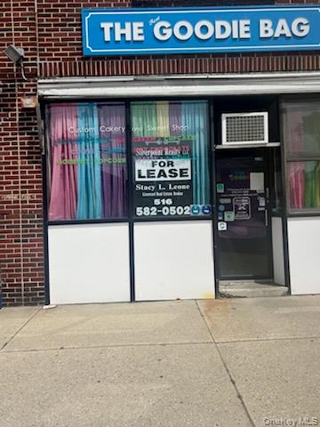 83 Roosevelt Avenue – For Rent